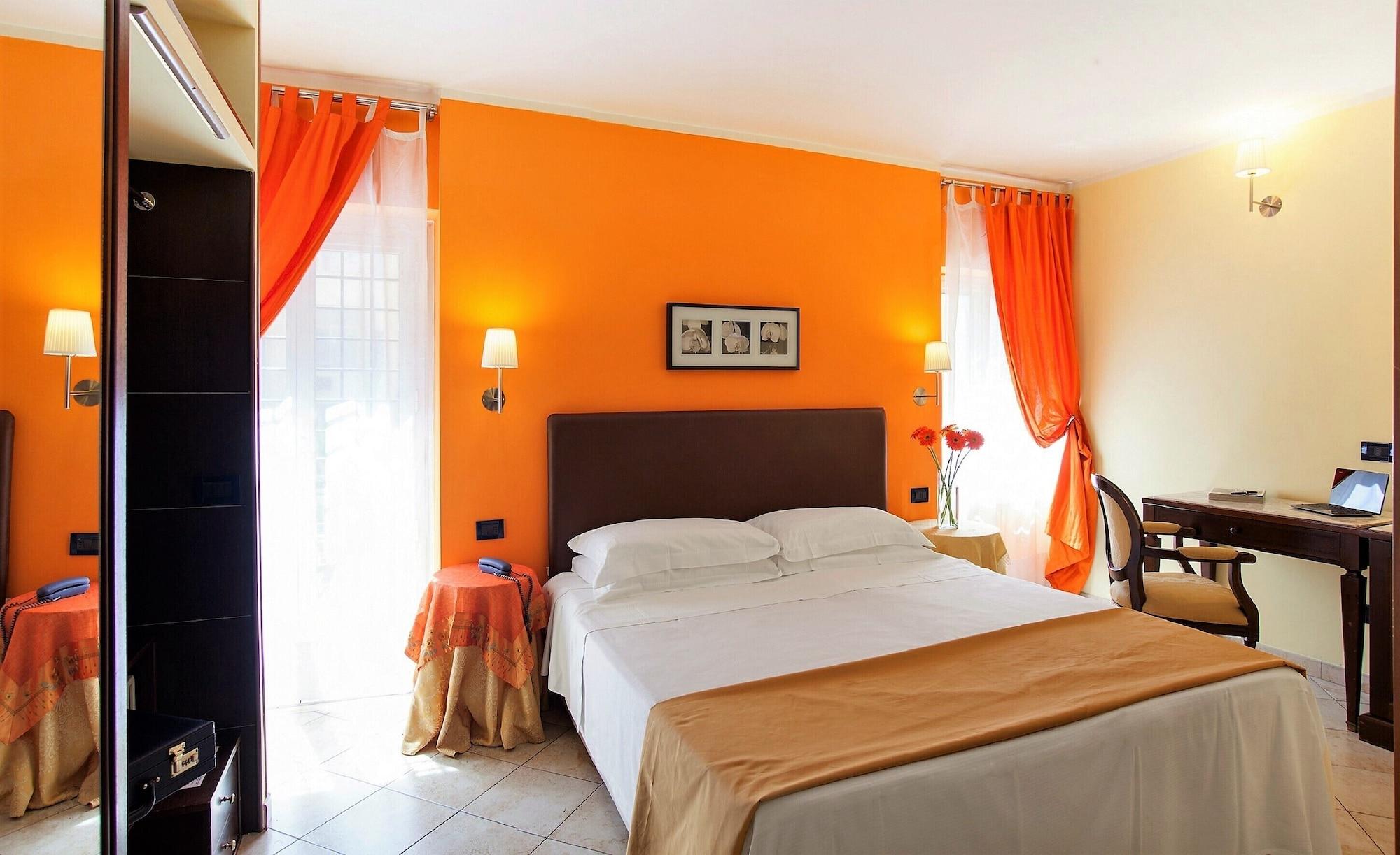 Hotel Tuscolana Roma Exterior foto